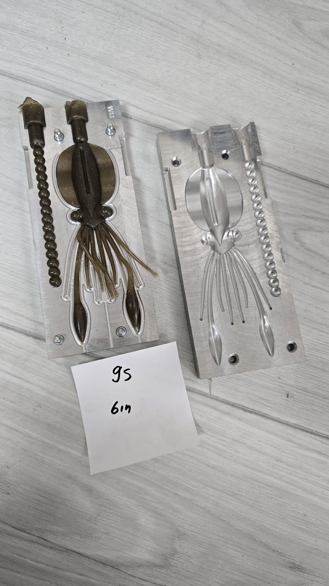 Squid - 6 inch - Condition - New